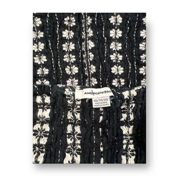 American Eagle Floral Cropped Top Size Extra Extra Large - Picture 5 of 5